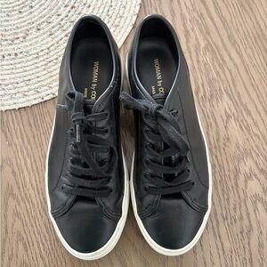 Common Projects Woman Black Leather Low-Top Sneakers with White Soles